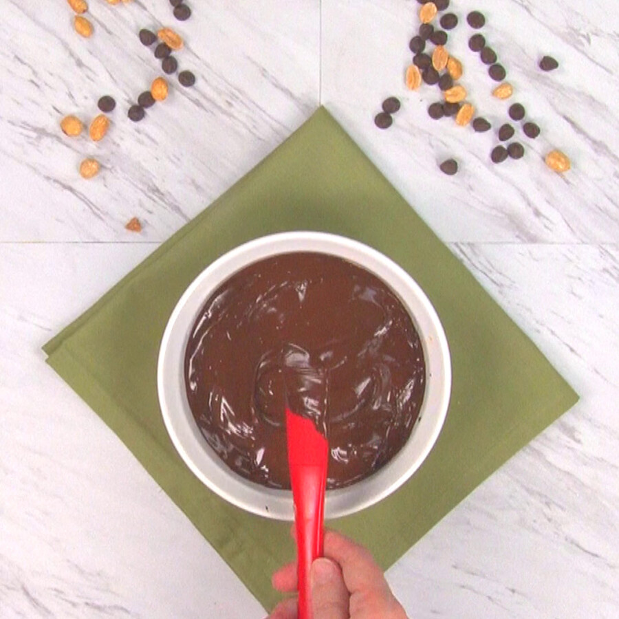 Spread the chocolate evenly over the top of the low carb peanut butter bars