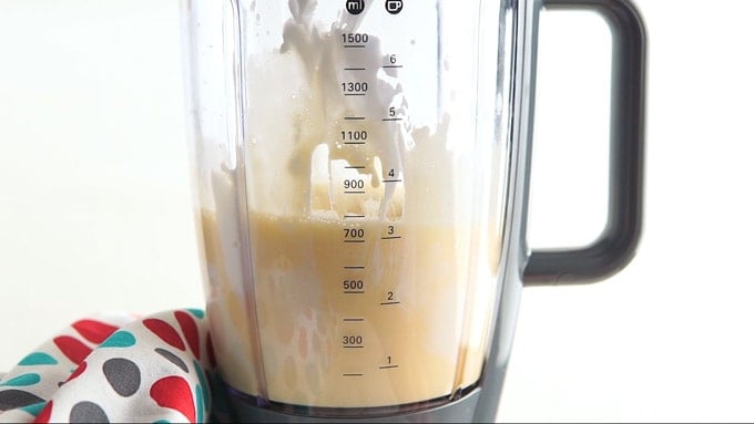 Eggs added to the blender
