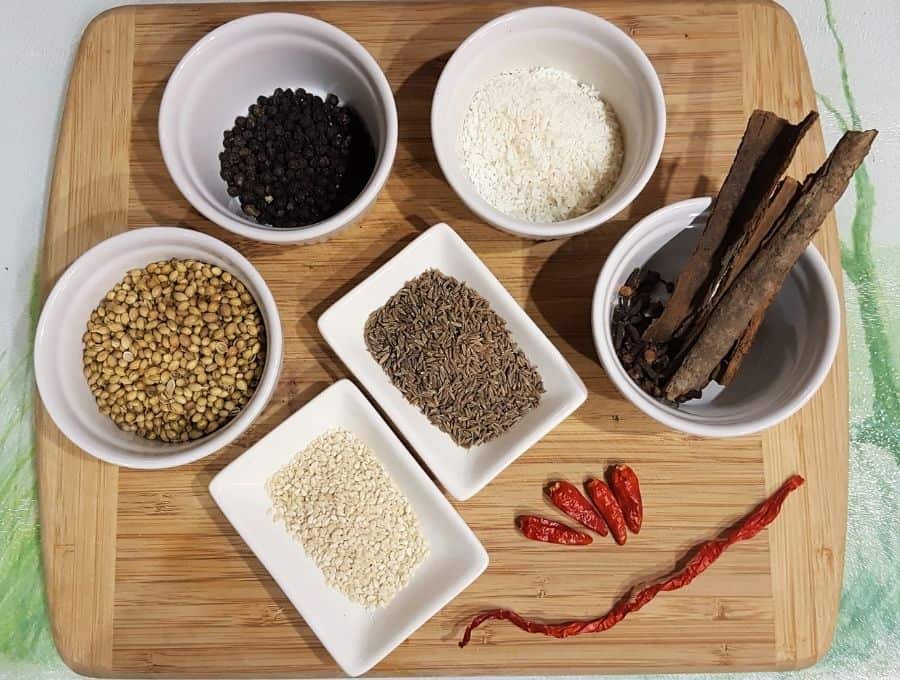 Ingredients to make Goda Masala