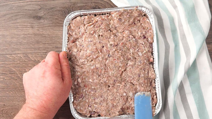 Gyros mixture in a baking pan