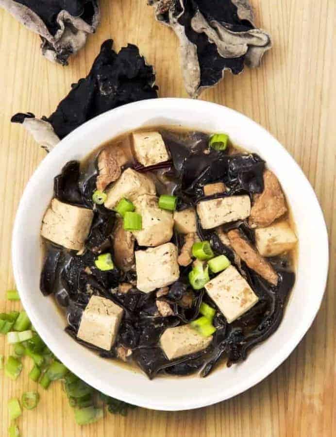 Instant Pot low carb hot and sour soup cooks in one quick step. So easy, warm and comforting!