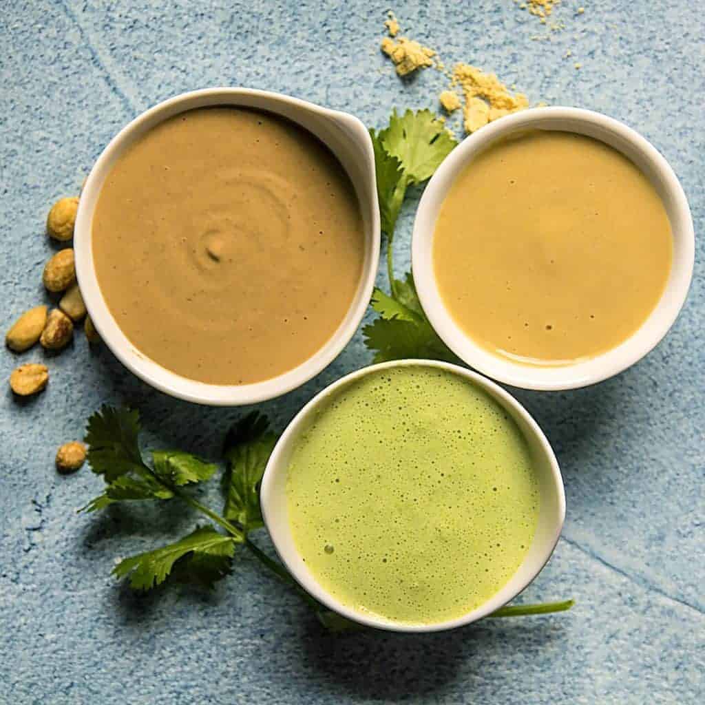 A simple 5-ingredient creamy cilantro jalapeño dressing that goes well with meats and vegetables alike. Use as a salad dressing to perk up a regular salad.