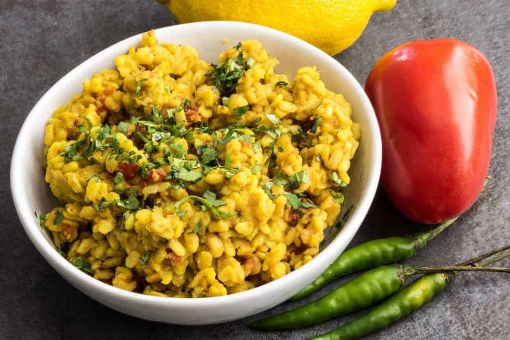 This pressure cooker dry urad dal or sookhI urad dal recipe is a classic Punjabi dish. Easy, protein-packed vegan punch of deliciousness. 