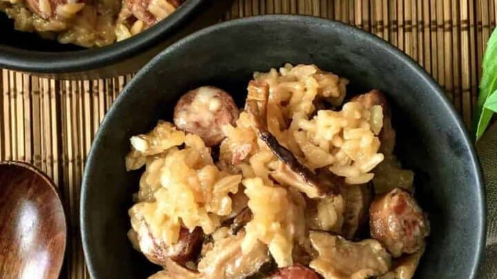 This pressure cooker recipe for Sticky Rice with Chinese Sausage recreates the classic dim sim Lo Mai Gai in one step, using your Instant Pot.