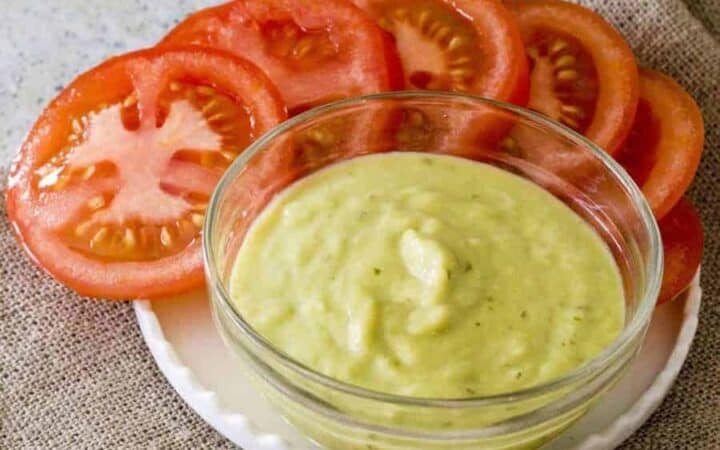 If you have a better recipe for an easy, spicy, creamy, authentic tomatillo salsa, I need to see it immediately because if not, I am going to claim that this is the BEST tomatillo salsa you've ever had--especially when you consider that it is keto and low carb. 
