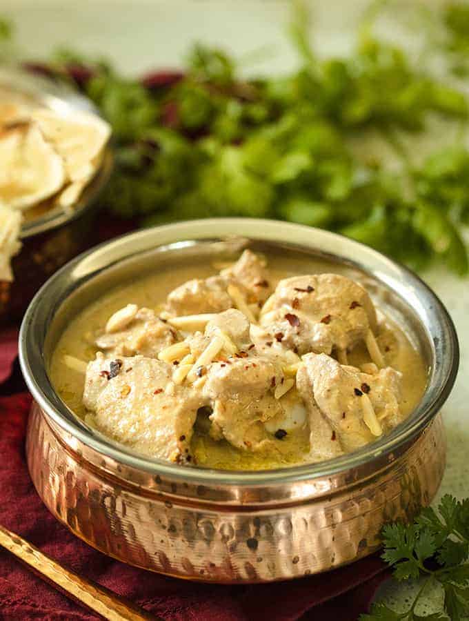 Slow Cooker Safed Chicken Korma | White Chicken Korma - TwoSleevers