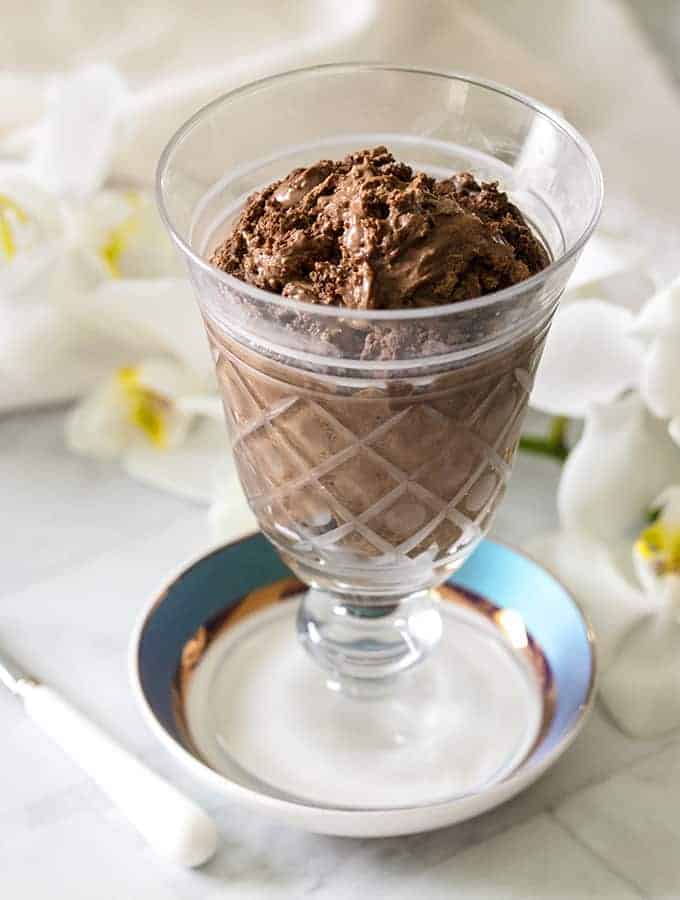 MUSCLE MOUSSE DESSERT 750G HIGH PROTEIN DESERT LOW FAT CHOCOLATE 