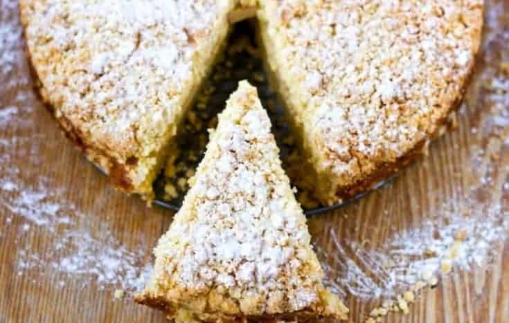 Keto Sour Cream Cinnamon Coffee Cake