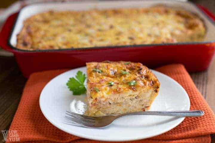 Low Carb Breakfast Casserole with Bacon to Make Ahead