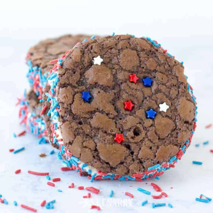Brownie Ice Cream Sandwich: Easy Patriotic Dessert