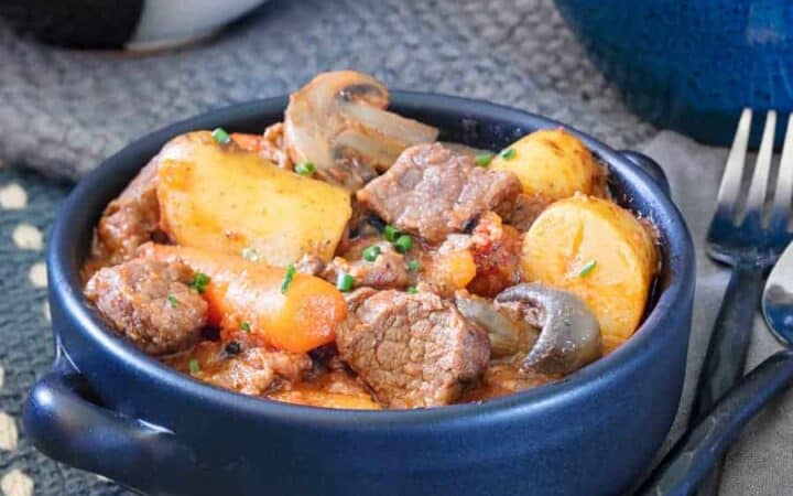 Easy Beef Daube Recipe + Video | A Quick and Delicious French Beef Stew ...