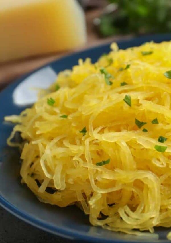 cropped-Instant-Pot-Spaghetti-Squash-close-up-with-butter-in-the-background.jpg