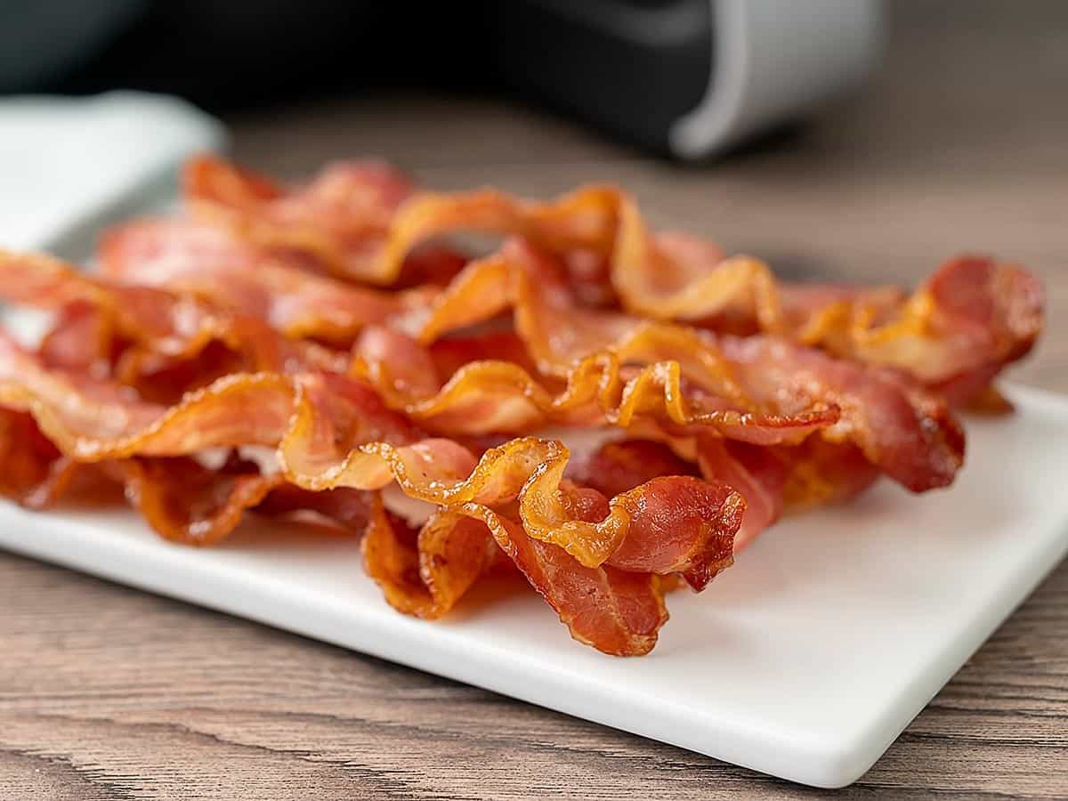 For Perfect Bacon, Add a Little Water to the Pan