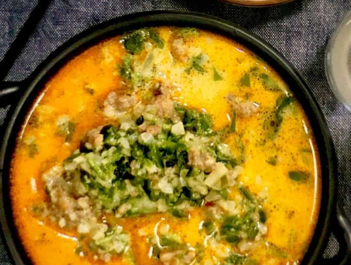 Italian Sausage Soup - TwoSleevers