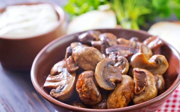 Air Fryer Mushrooms in a bowl