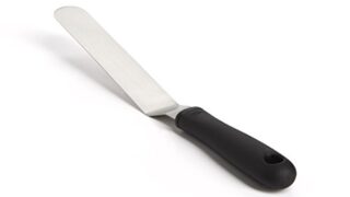 Image for OXO Good Grips Bent Icing Spatula