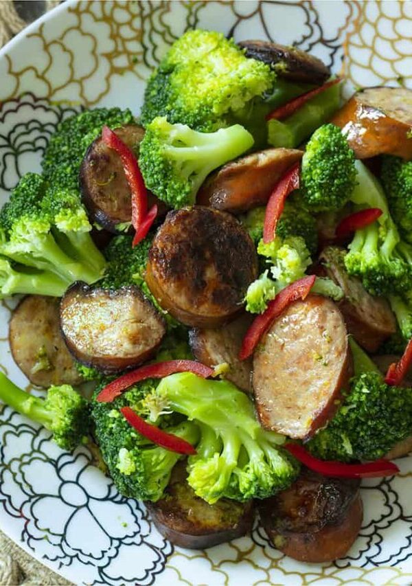 cropped-Broccoli-Sausage-overhead-900x680-1.jpg