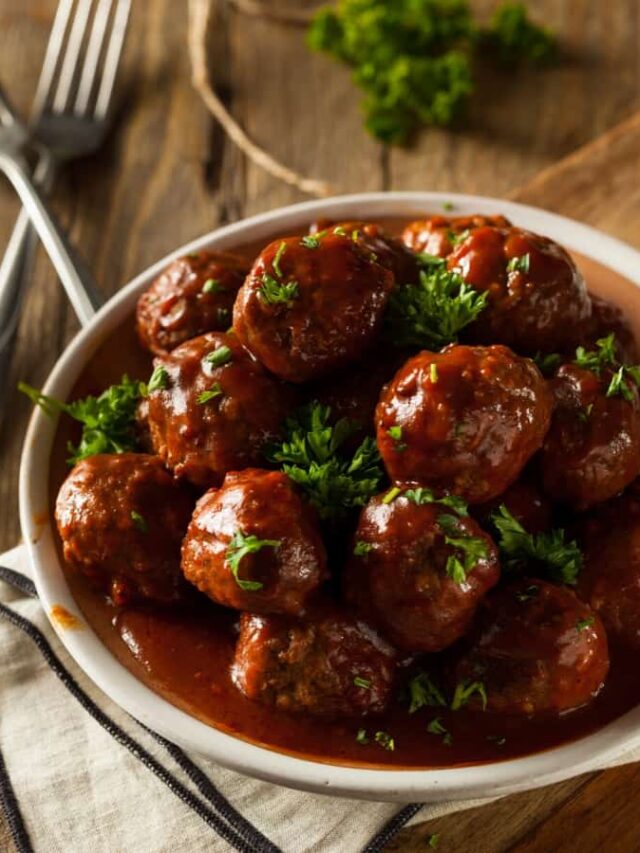 Slow Cooker Cranberry Meatballs Twosleevers