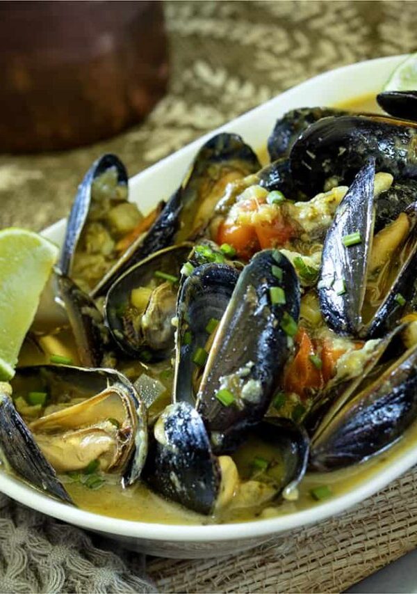 cropped-Thai-green-curry-mussels-sideways-900x680-1.jpg