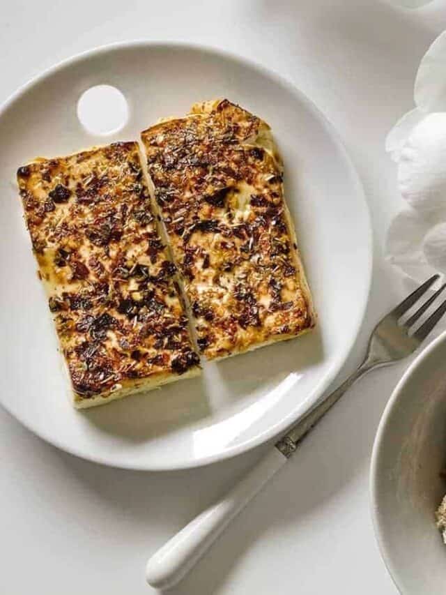 FRIED FETA WITH HONEY | FETA PSITI RECIPE - TwoSleevers