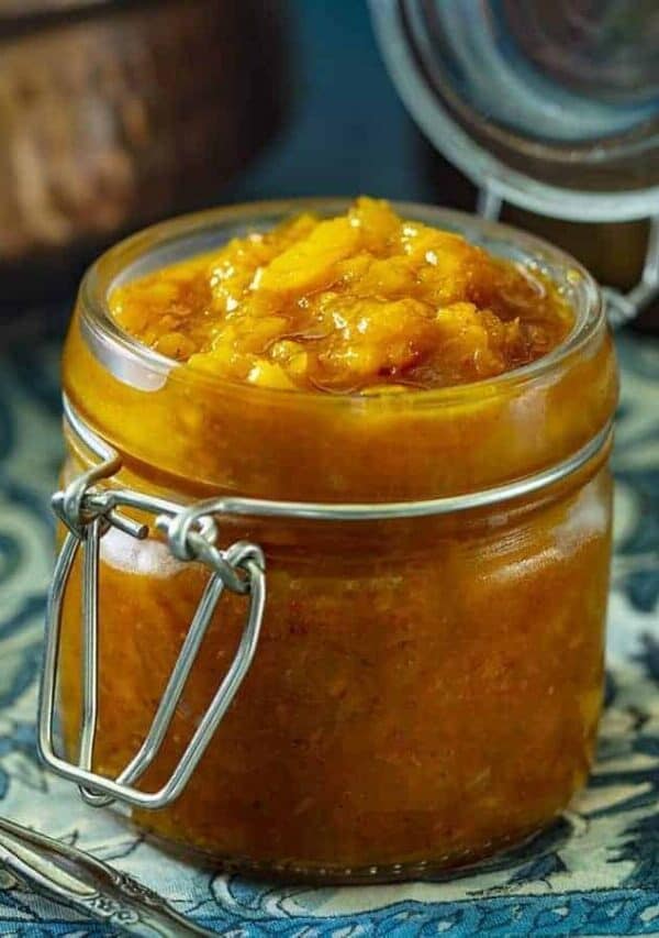 cropped-Slow-Cooker-Peach-and-Ginger-Chutney-sideways-900x680-680x900-1.jpg