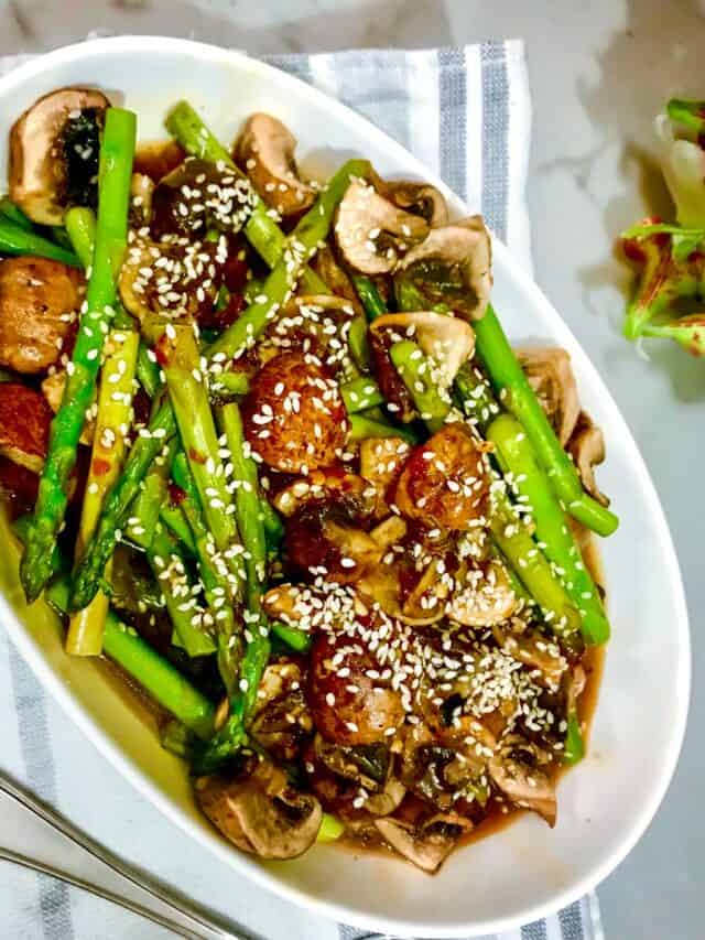 Asparagus and Mushrooms Stir Fry TwoSleevers