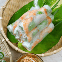 Shrimp summer rolls with dipping sauce