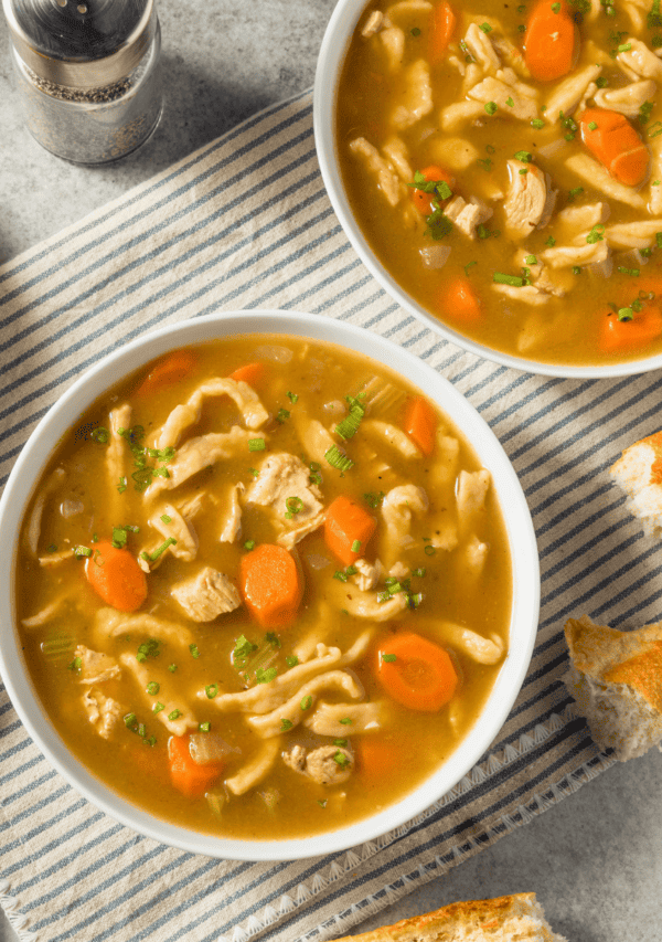 cropped-Slow-Cooker-Chicken-Noodle-Soup.png