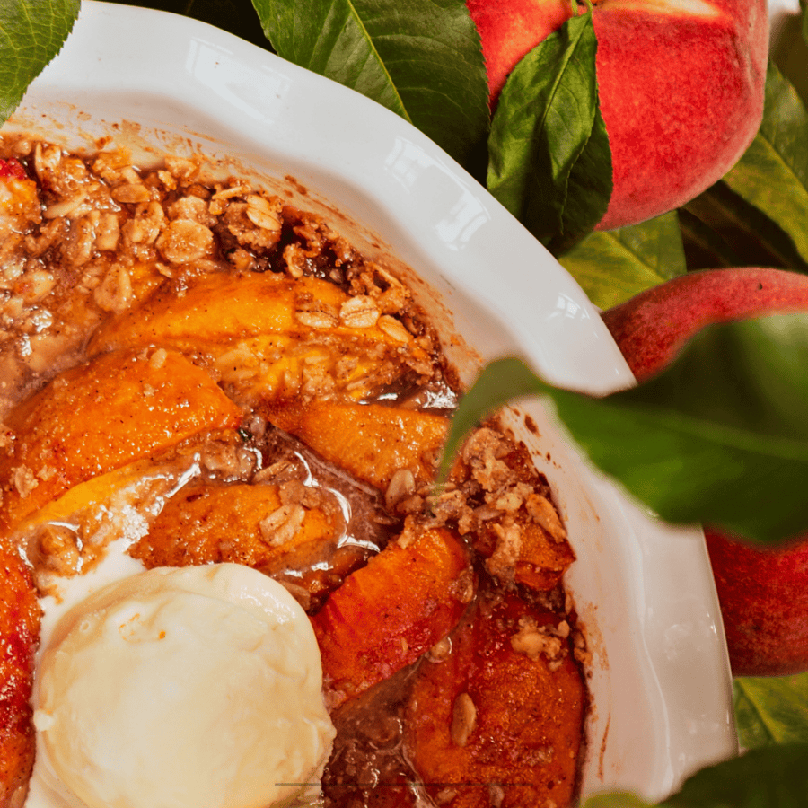 Close up image of peach crisp