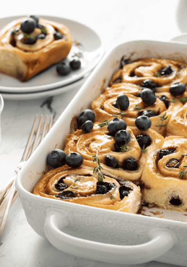 cropped-Blueberry-Cinnamon-Rolls-1.png
