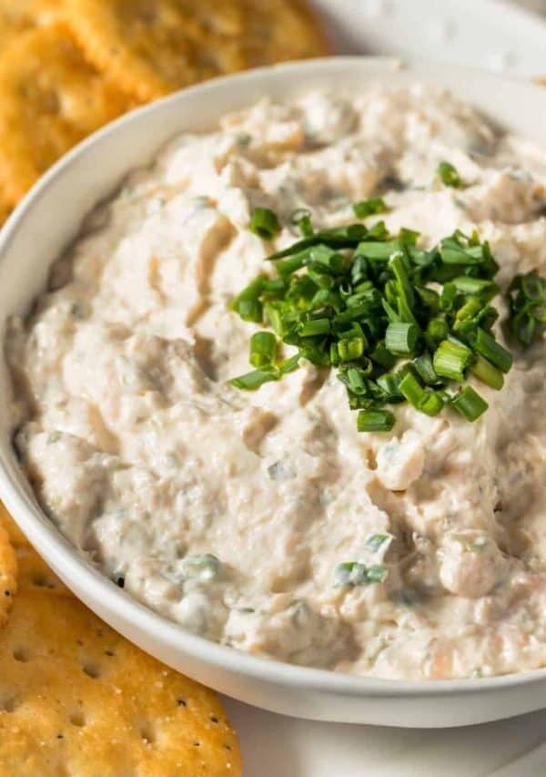 Smoked Tuna Dip in a bowl with crackers