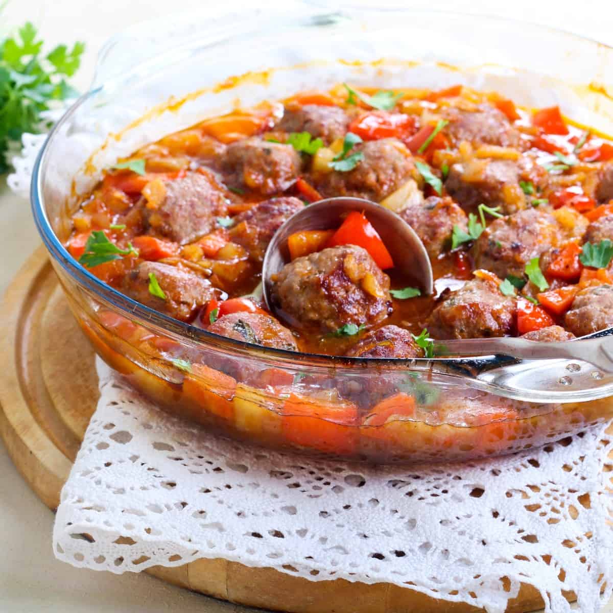 Hawaiian Meatballs | Crockpot Hawaiian Meatball Recipe - TwoSleevers
