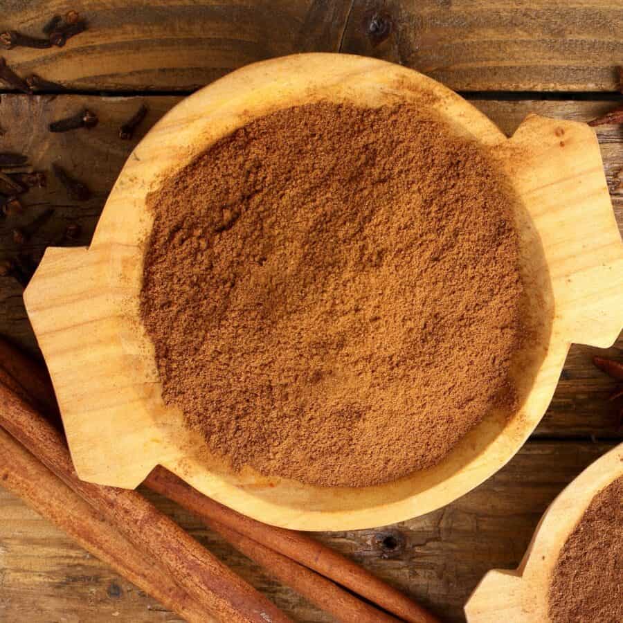 Close up image of Apple Pie Spice in a shallow bowl