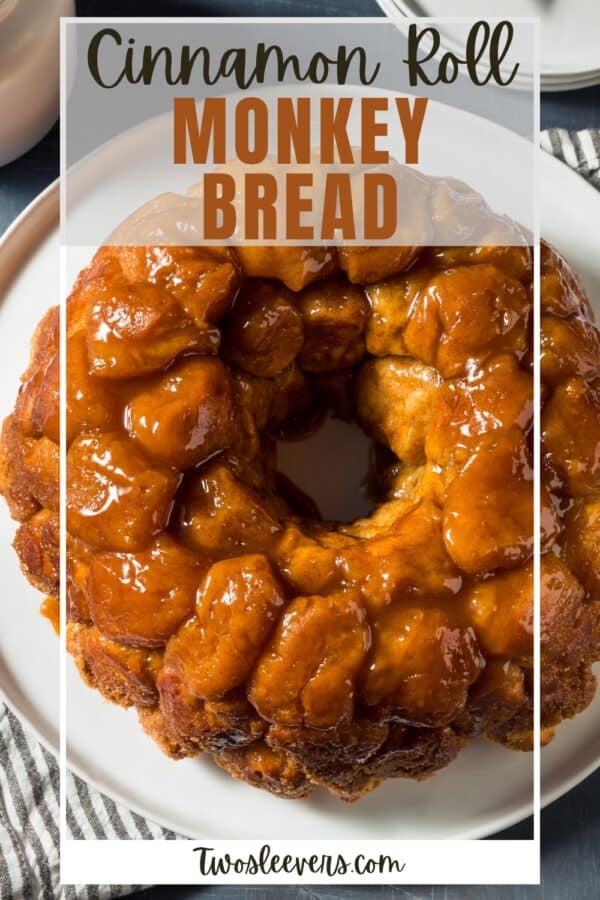 Cinnamon Roll Monkey Bread Pin with text overlay