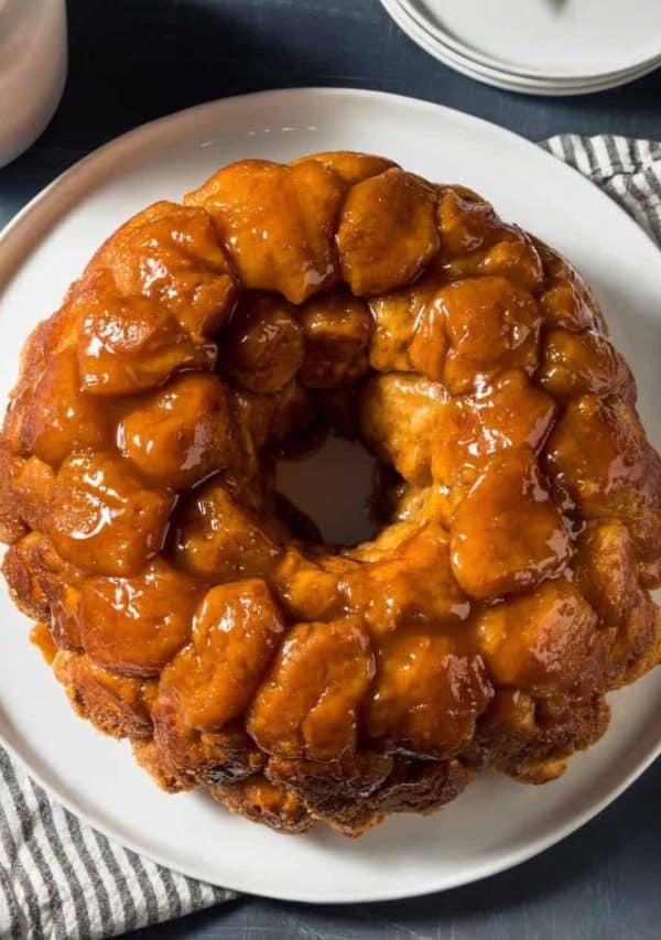 Cinnamon Roll Monkey Bread 1
