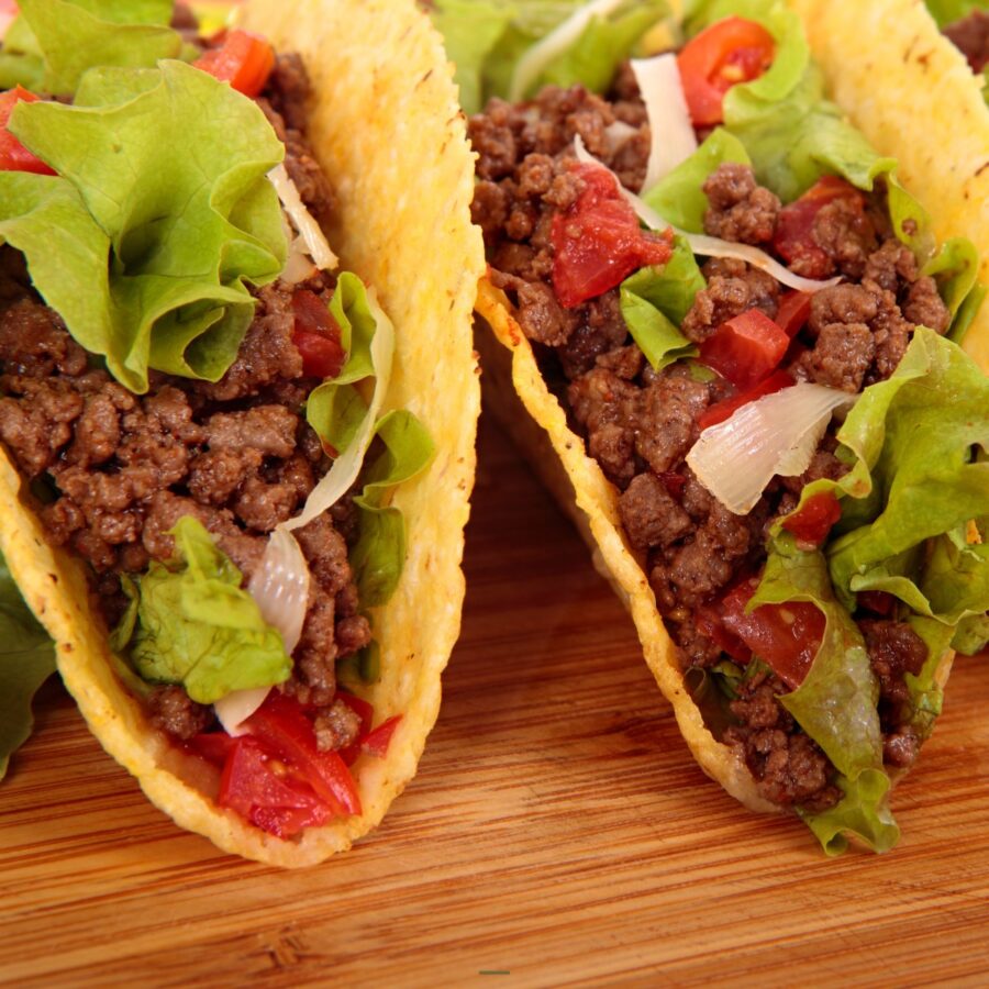 Crunchy Tacos with toppings 