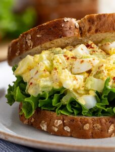 Egg Salad Sandwich | Easy Creamy Egg Salad Sandwich
